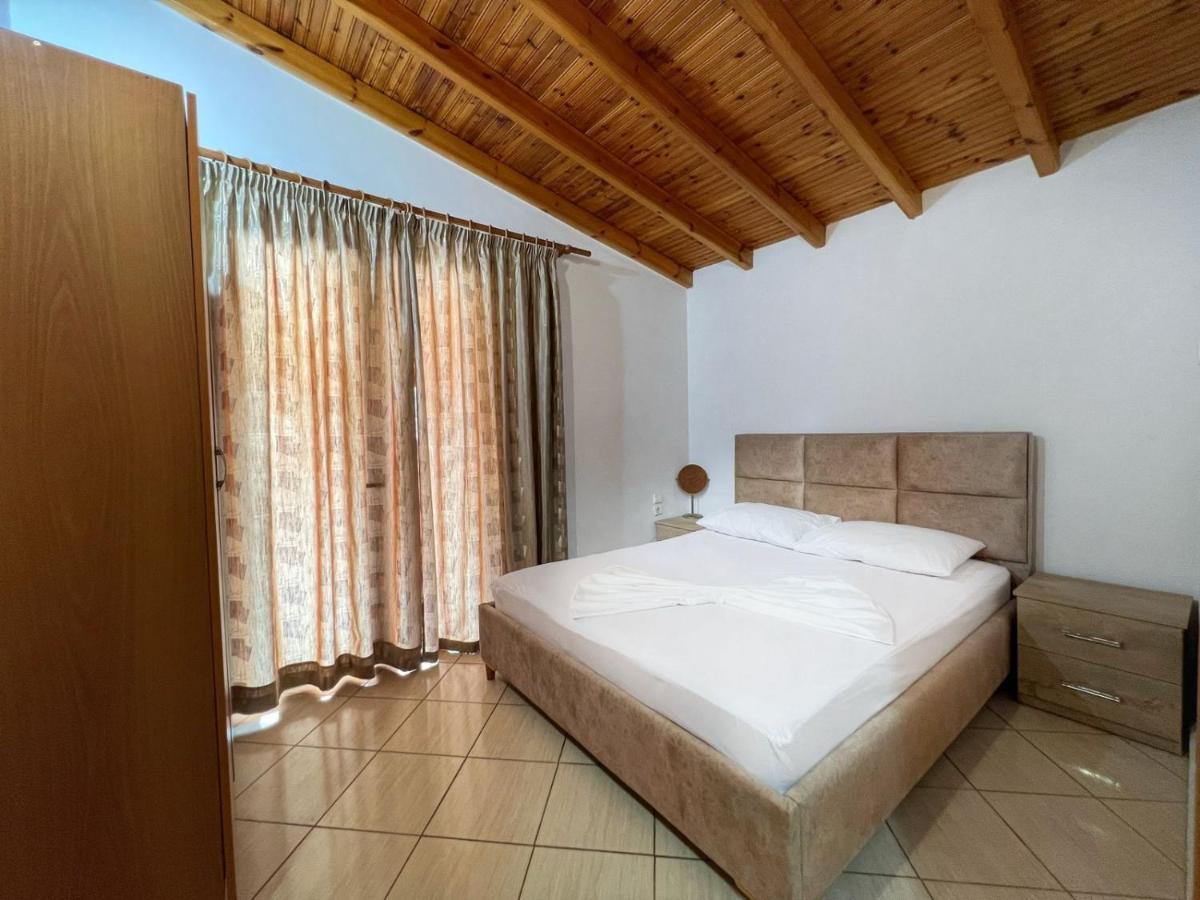 Alex Apartments Sarandë Eksteriør billede