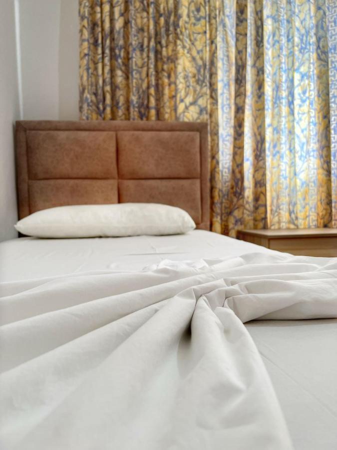 Alex Apartments Sarandë Eksteriør billede