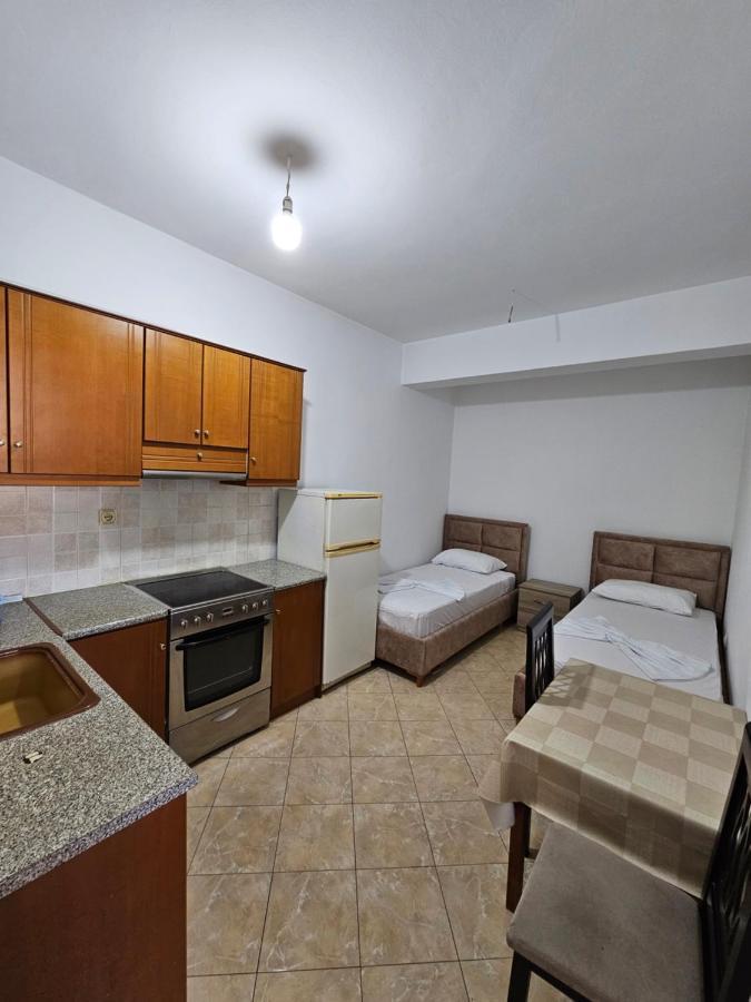 Alex Apartments Sarandë Eksteriør billede
