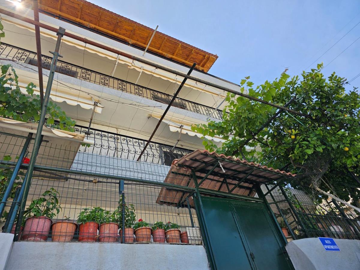 Alex Apartments Sarandë Eksteriør billede