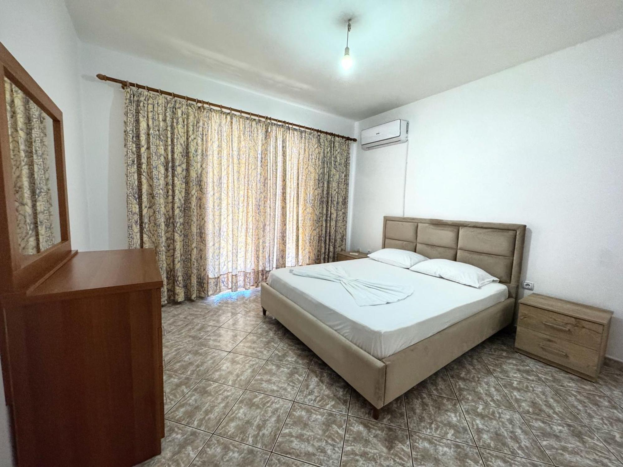 Alex Apartments Sarandë Eksteriør billede