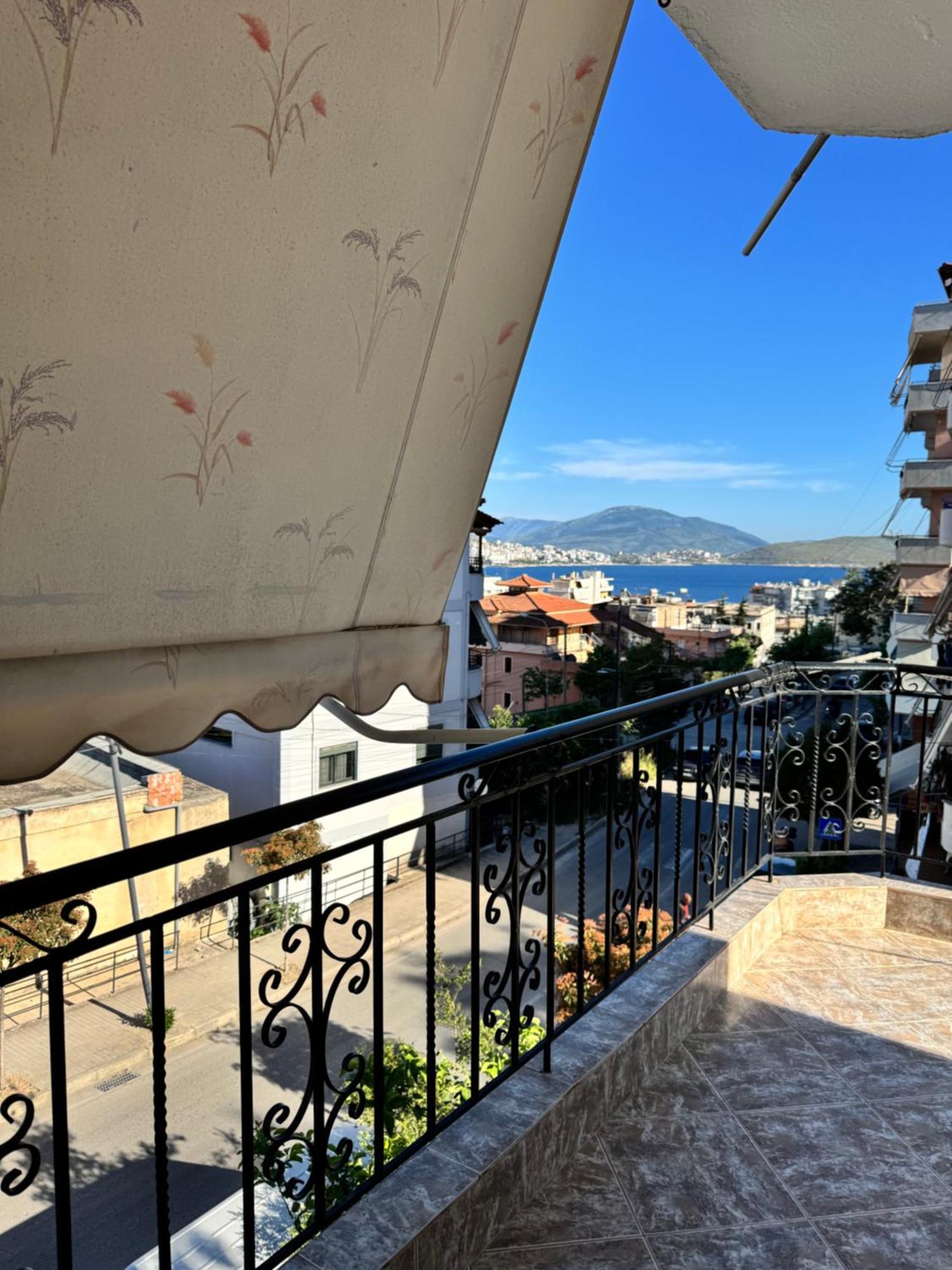 Alex Apartments Sarandë Eksteriør billede